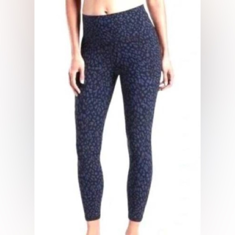 Athleta Salutation Stash Pocket Women’s XS Leggings ll 7/8 in Dot Leopard Blue